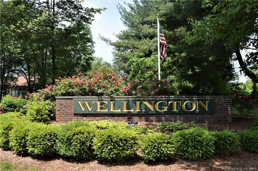 74 Wellington Drive - Photo 1
