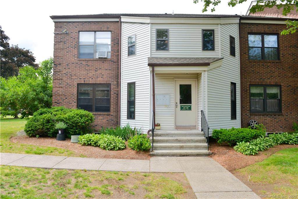 48 Wellington Drive - Photo 1