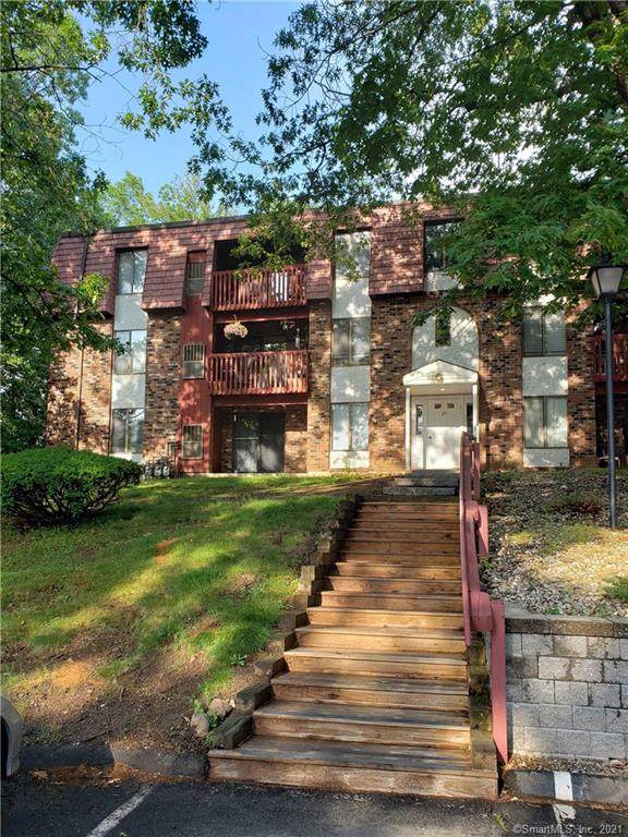 25 Woodsedge Drive - Photo 1