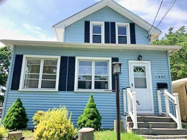 1337 Broadbridge Avenue - Photo 1