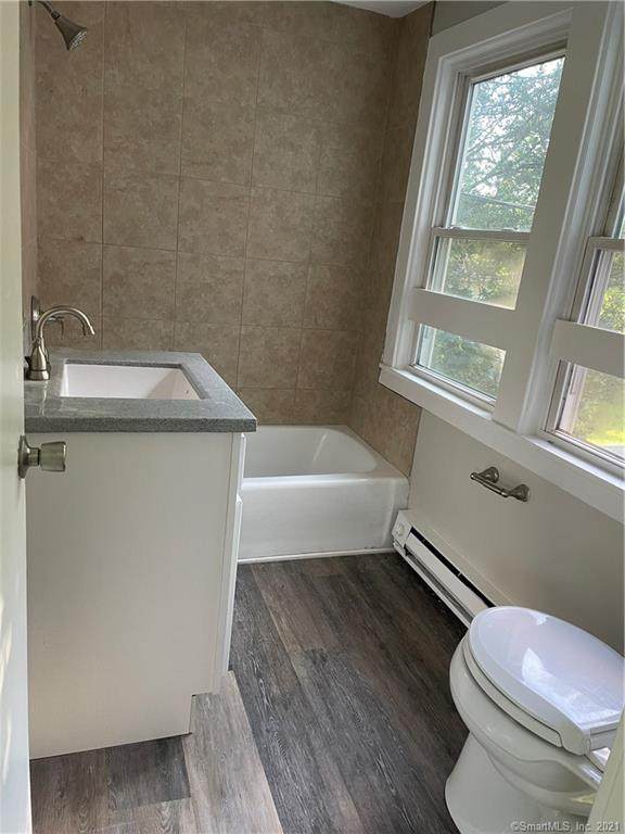 31 Tyler Avenue - Photo 1