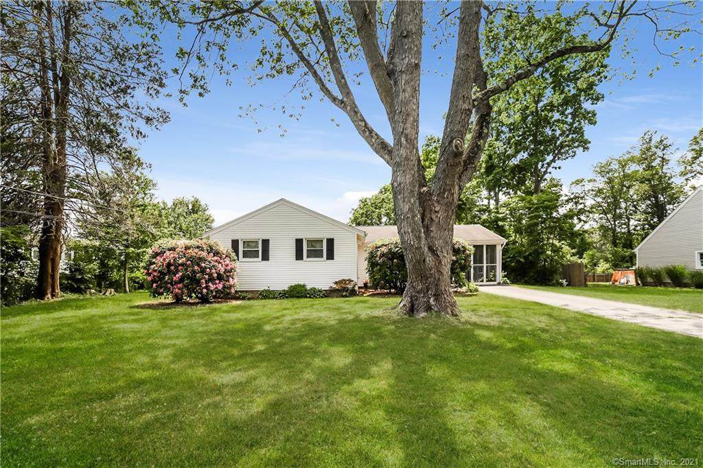 26 Dogwood Road - Photo 1