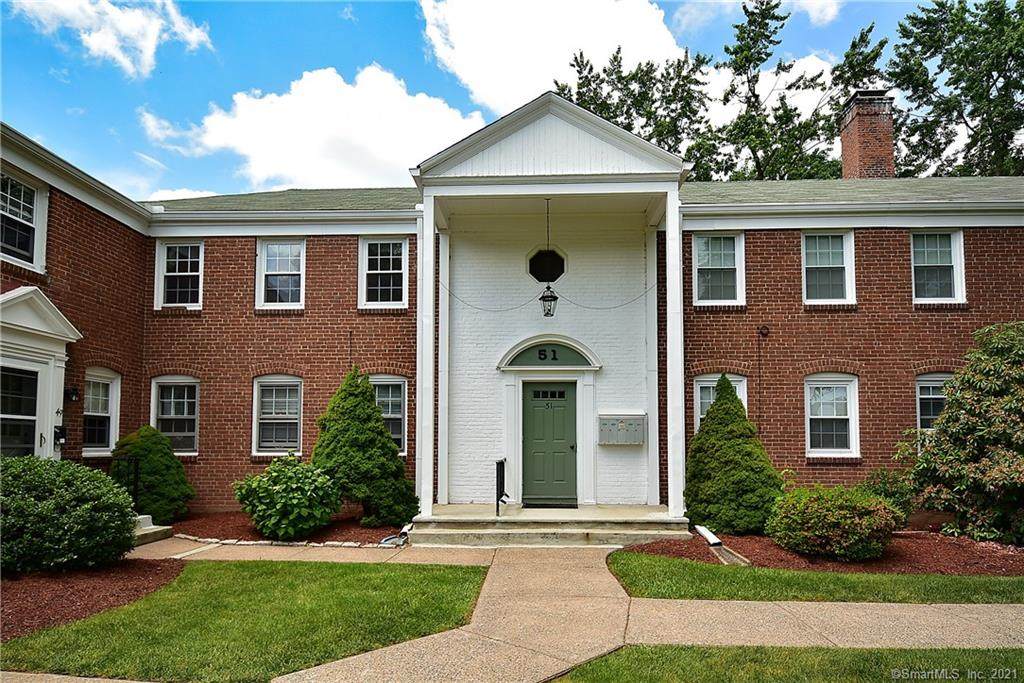 51 Robin Road - Photo 1