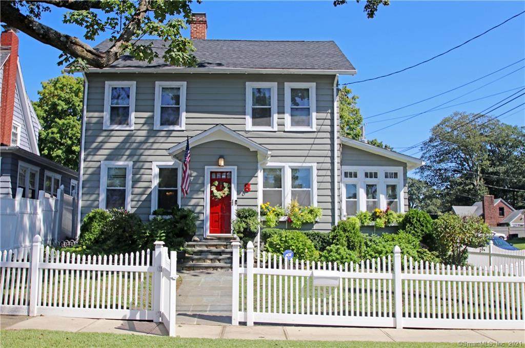 8 Essex Street - Photo 1