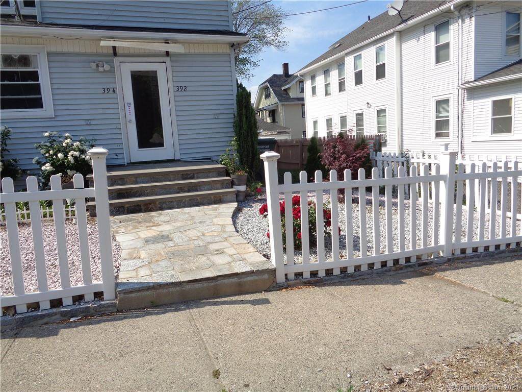 392 Summit Street - Photo 1