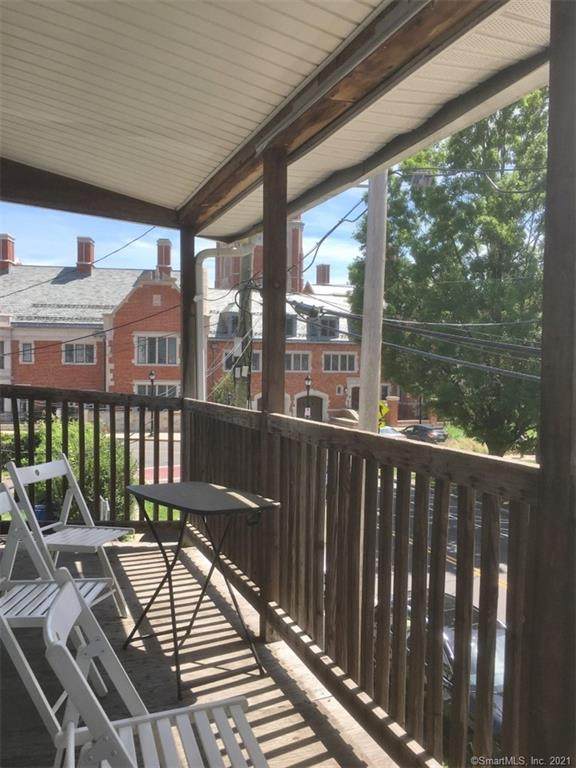 15 Winchester Avenue - Photo 1