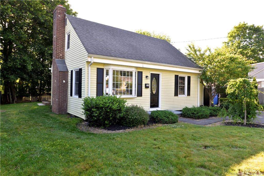 316 King Street - Photo 1