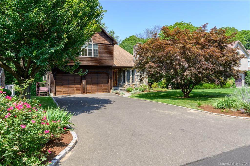 22 Talmadge Lane - Photo 1