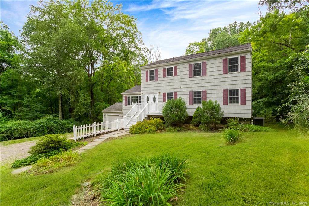 101 Head Of Meadow Road - Photo 1