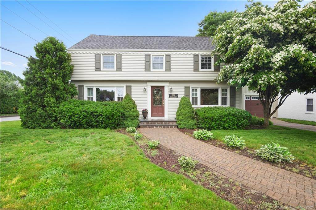 774 Montauk Avenue - Photo 1
