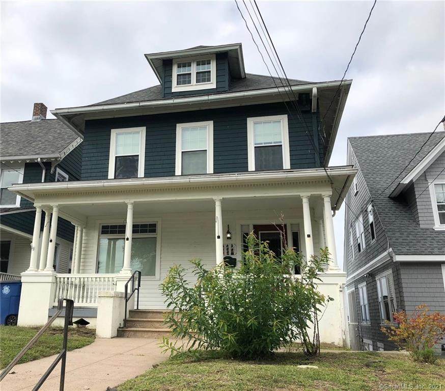 112 Townsend Avenue - Photo 1