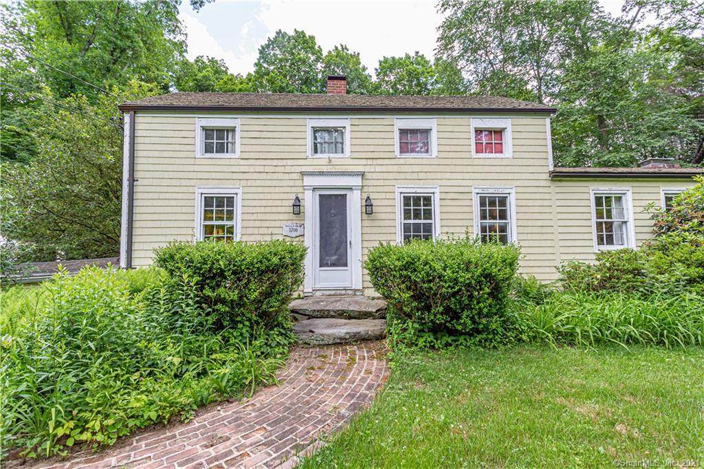 112 Easton Road - Photo 1