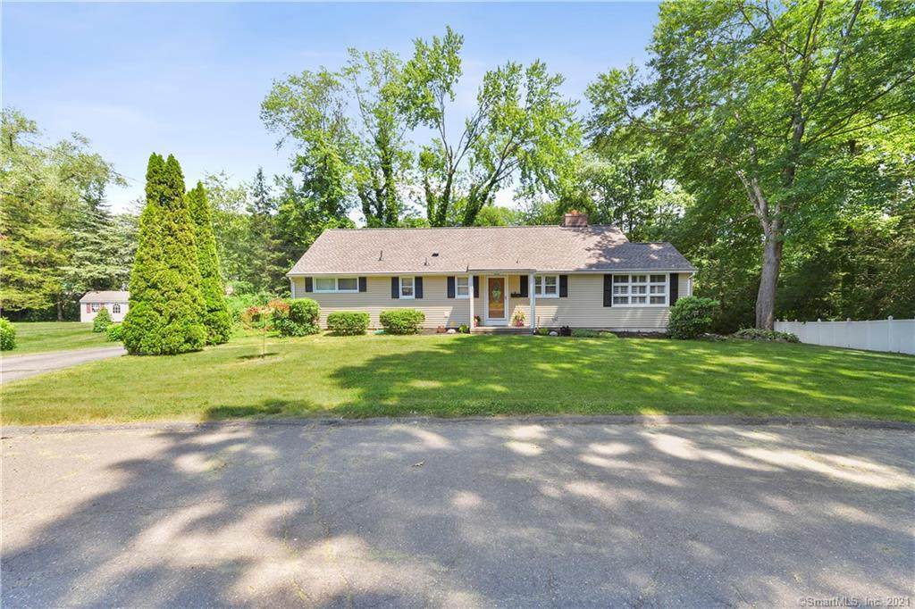 22 Westview Drive - Photo 1