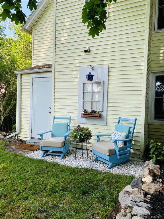 4 Bishop Court - Photo 1