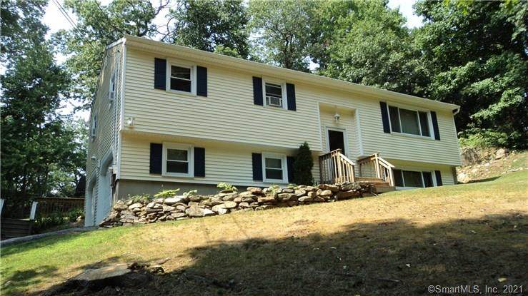 33 Kings Highway - Photo 1