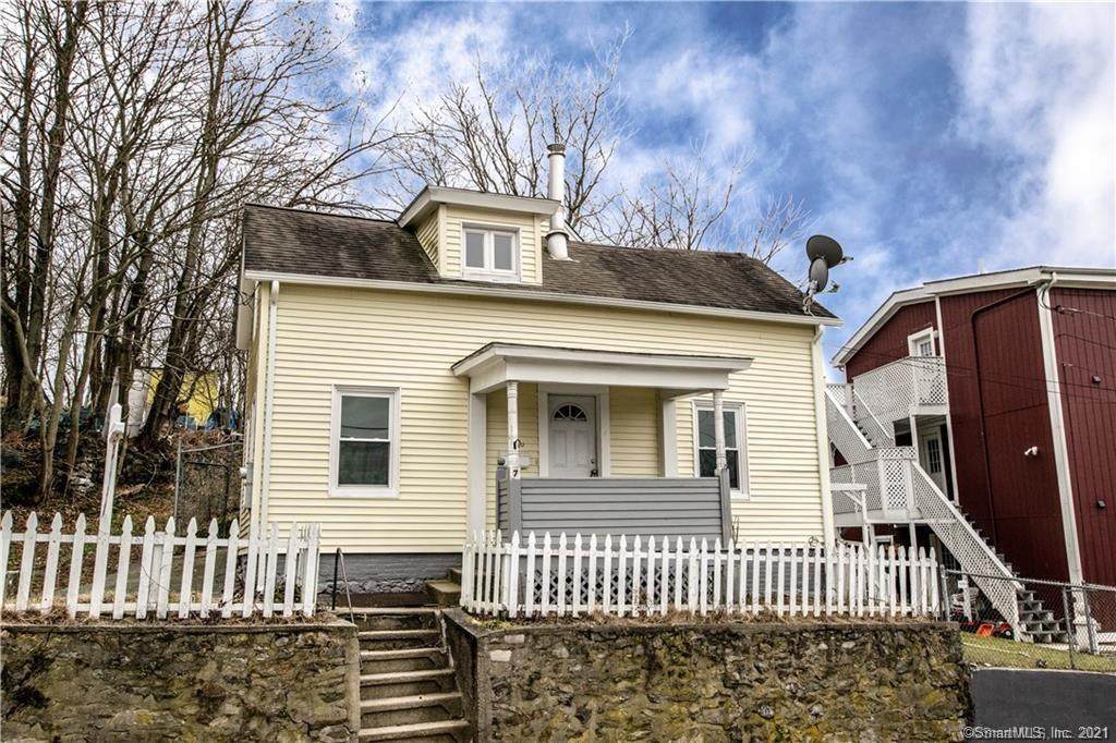 7 John Street - Photo 1