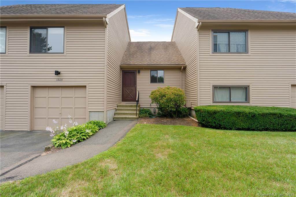290 Treadwell Street - Photo 1