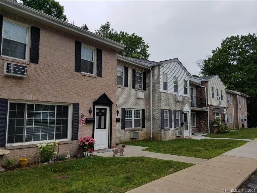 36 Surrey Lane - Photo 1