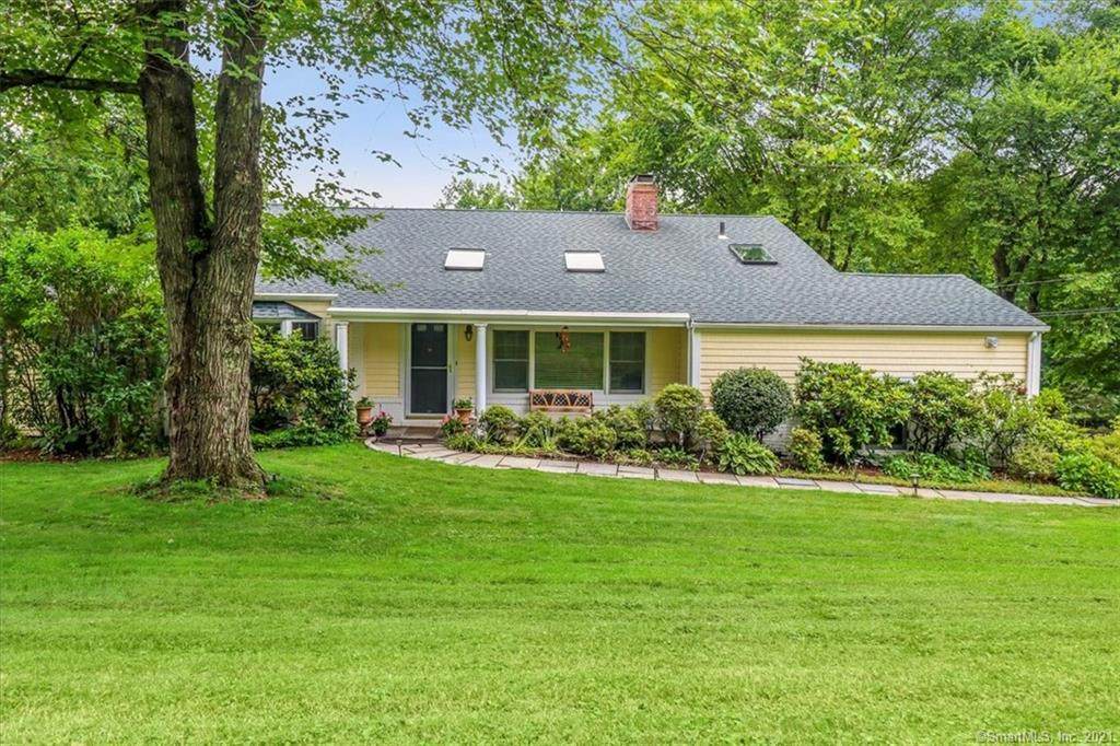 87 Heather Lane - Photo 1