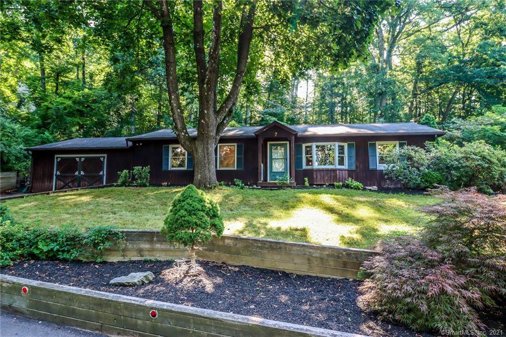 7 Tommys Lane - Photo 1