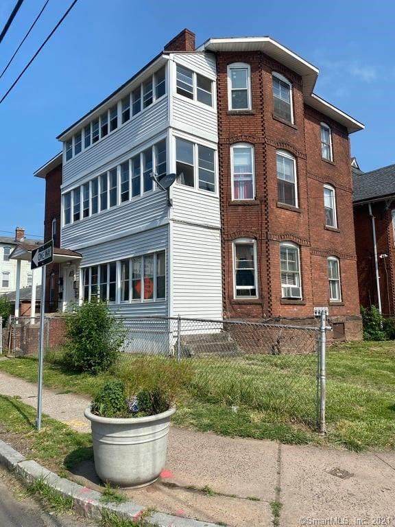 188 Russ Street - Photo 1