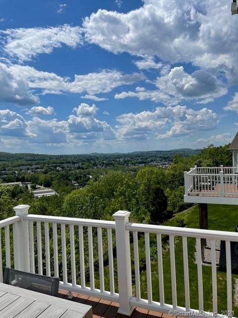 6 Great Hill Drive - Photo 1