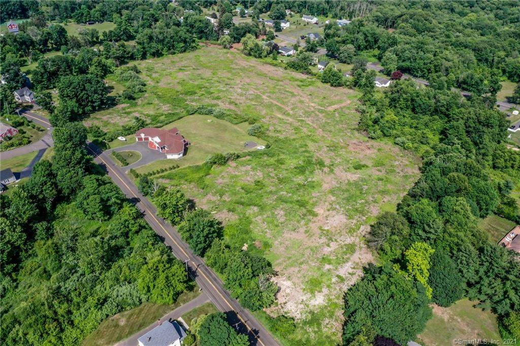 304 Kings Highway - Photo 1