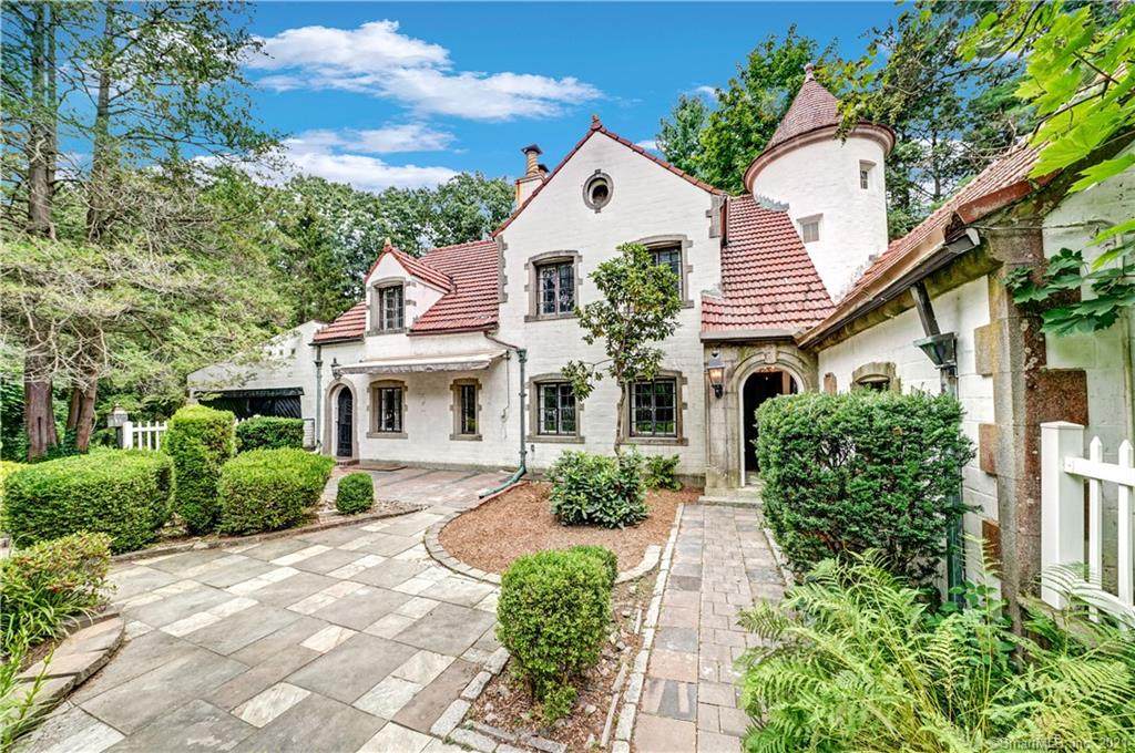 454 Castle Glenn - Photo 1