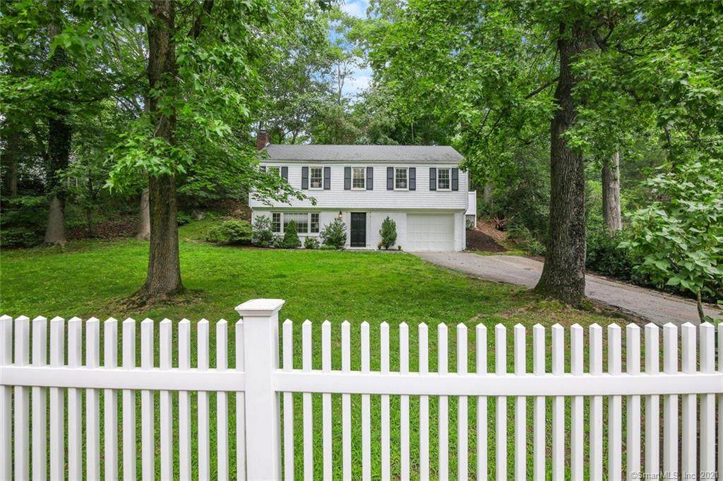210 Tokeneke Road - Photo 1