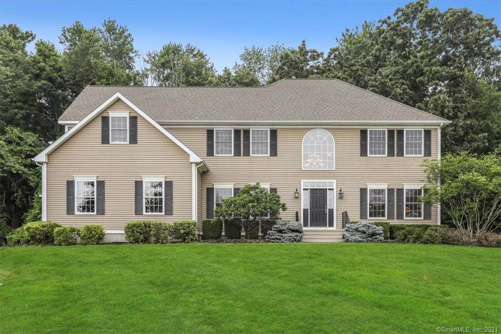 20 Pepperidge Road - Photo 1