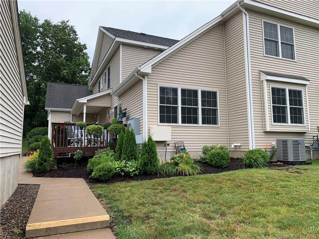 15 Reggie Way - Photo 1