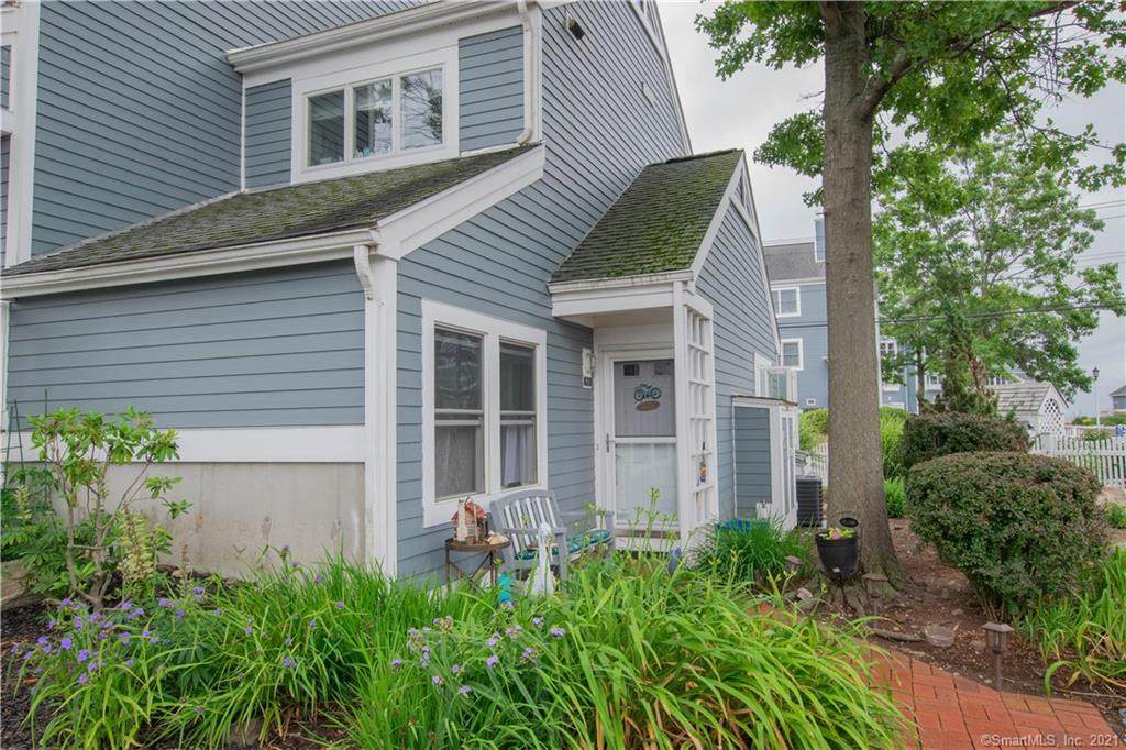 93 Cosey Beach Avenue - Photo 1