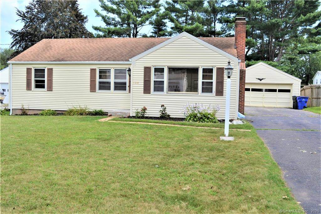 138 Mapleside Drive - Photo 1