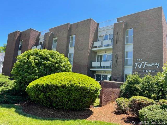 787 Farmington Avenue - Photo 1