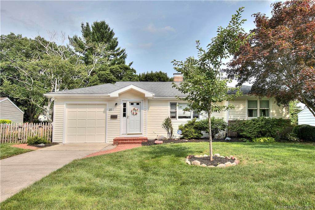 23 Smith Drive - Photo 1