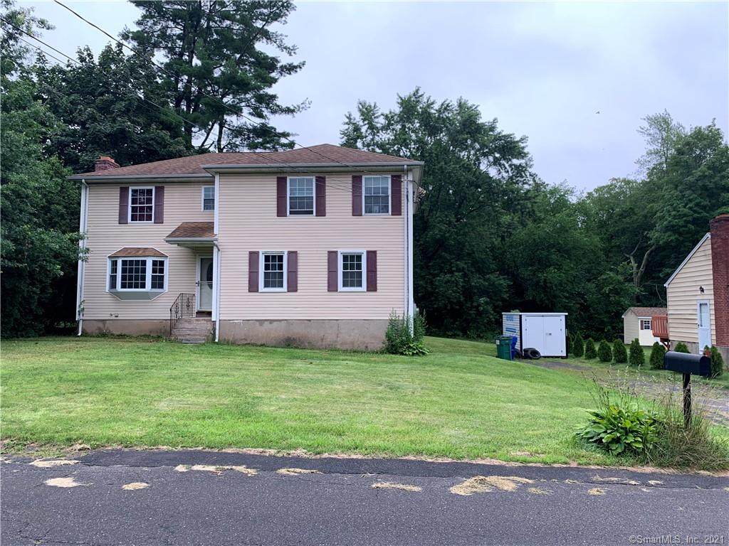 40 Lincoln Terrace - Photo 1
