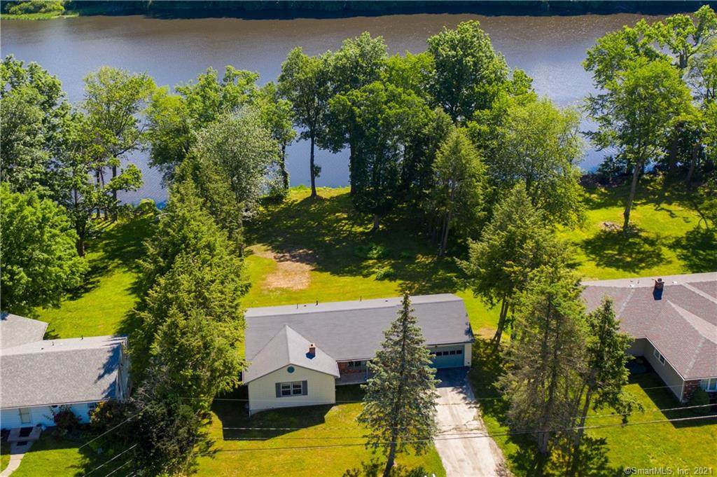 604 Lakeside Boulevard - Photo 1