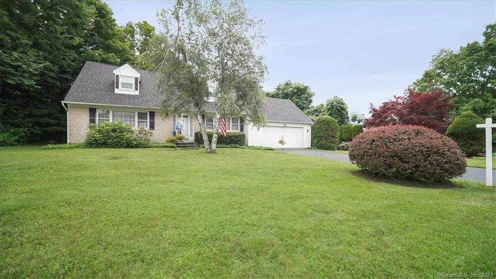 6 Topfield Road - Photo 1