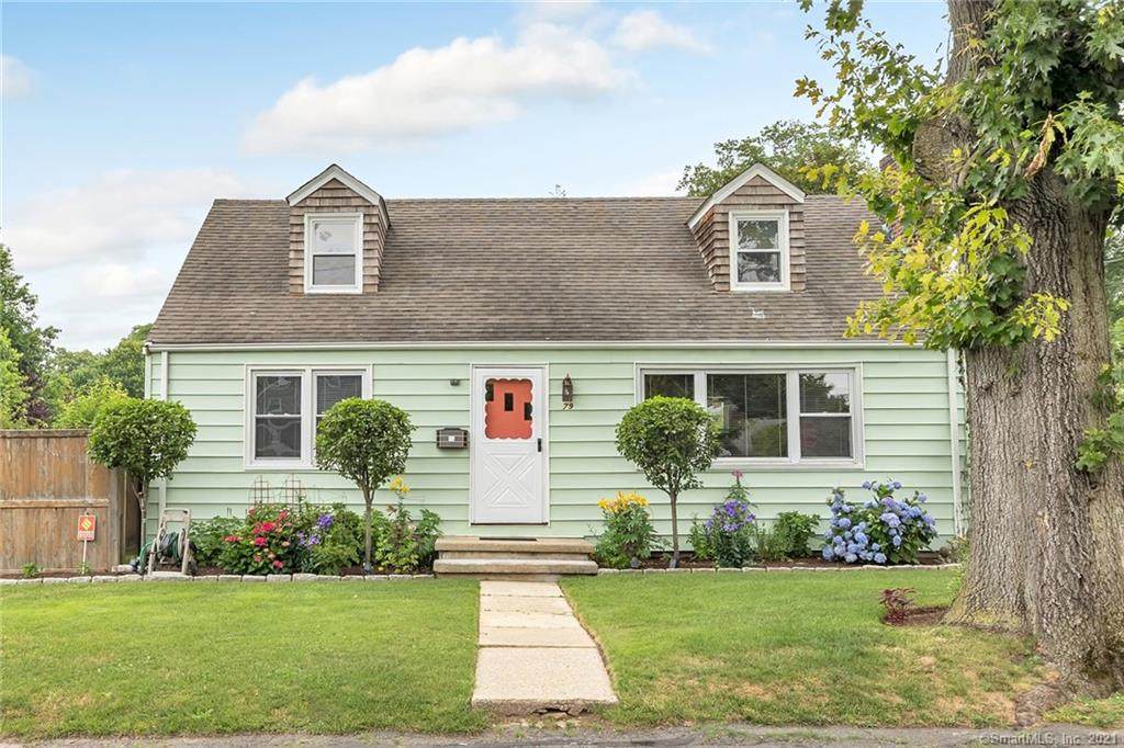 79 Clinton Avenue - Photo 1