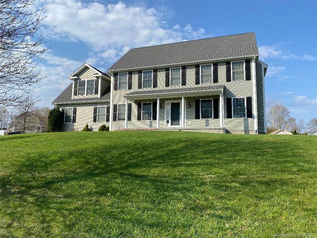 47 Pineridge Drive - Photo 1