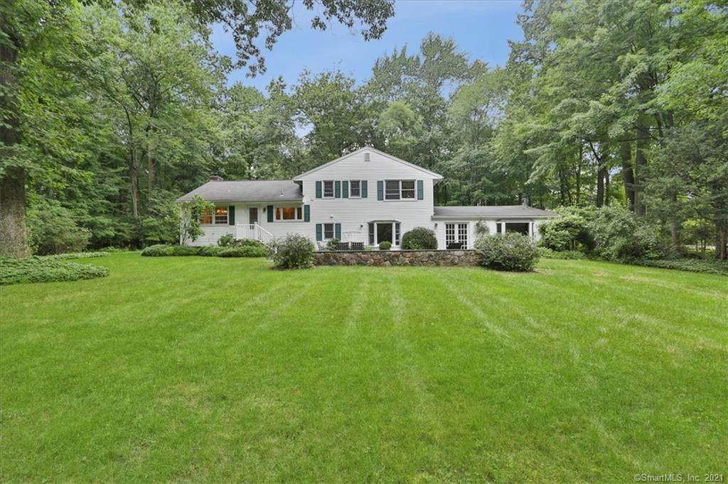 39 Sheridan Drive - Photo 1