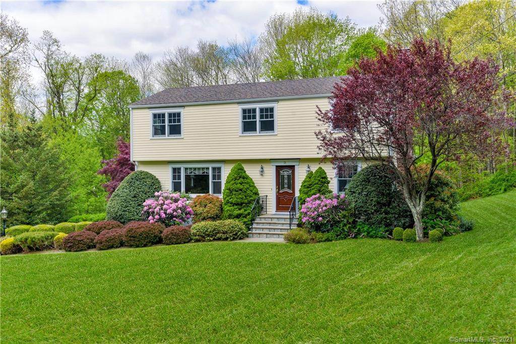 26 Cobblestone Place - Photo 1