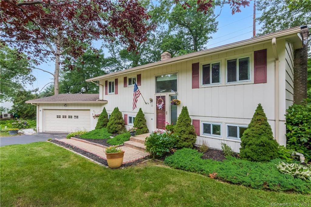 22 Connshire Drive - Photo 1
