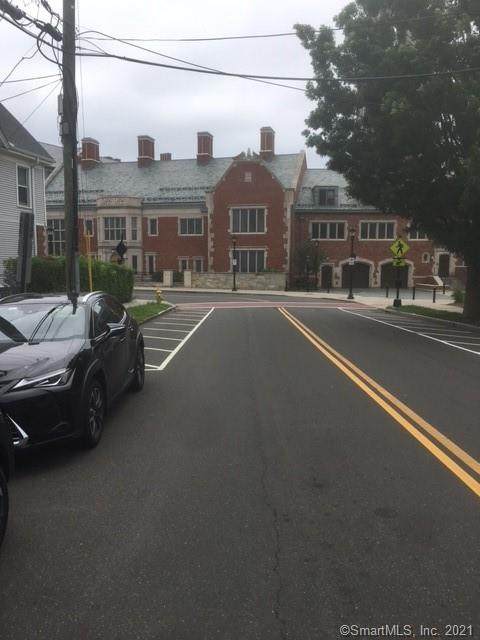 15 Winchester Avenue - Photo 1