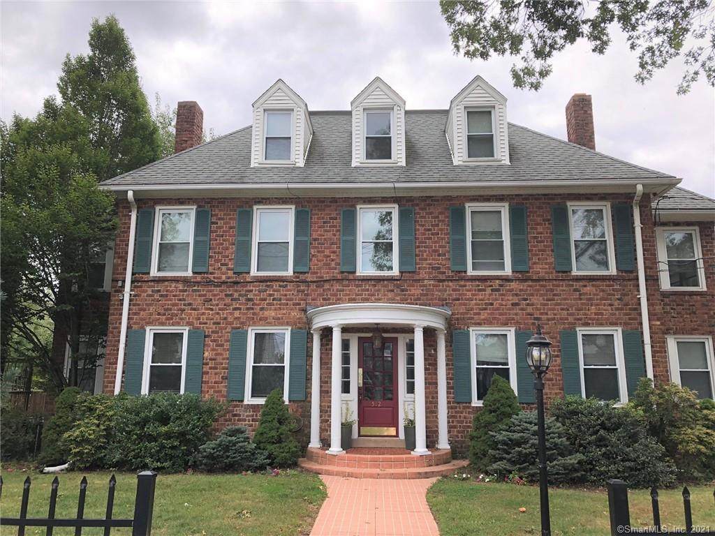 512 Townsend Avenue - Photo 1