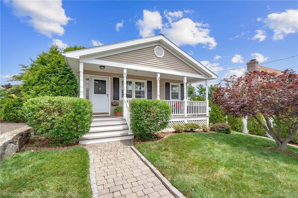 82 Division Avenue - Photo 1