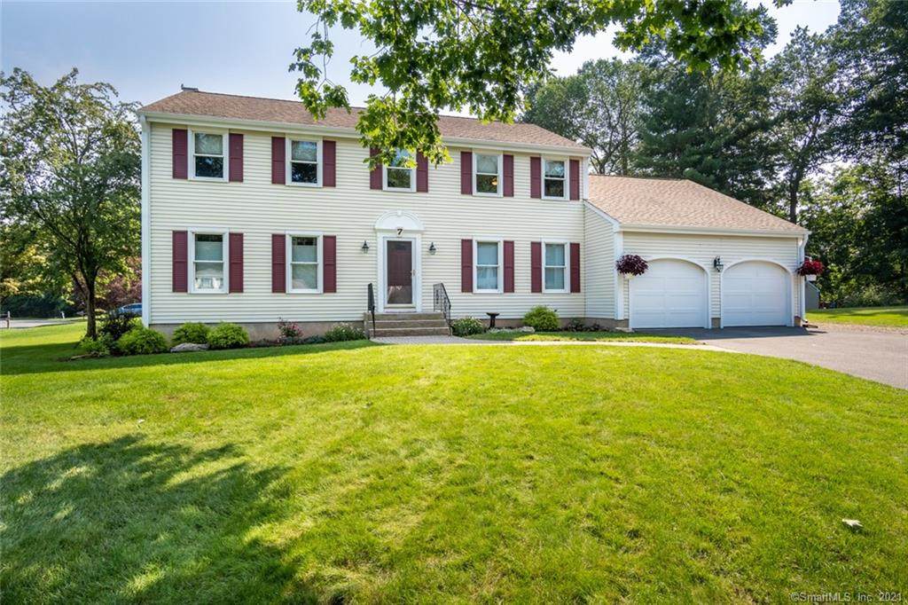 7 Woodhaven Circle - Photo 1