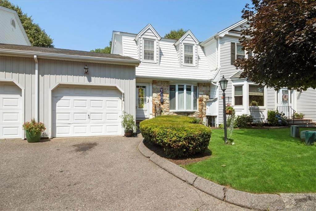 604 Jamestown Road - Photo 1