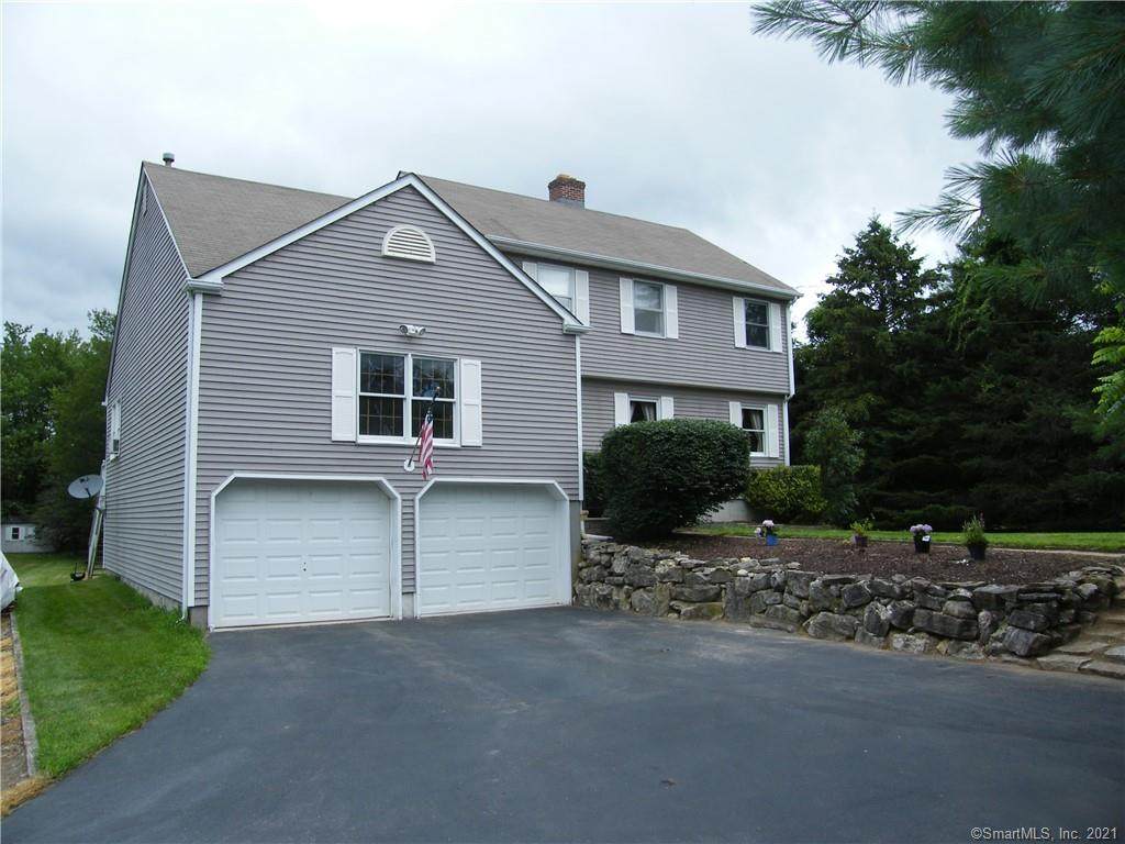 215 Upper Pattagansett Road - Photo 1