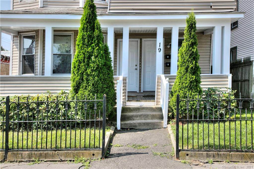 19 Waldorf Avenue - Photo 1